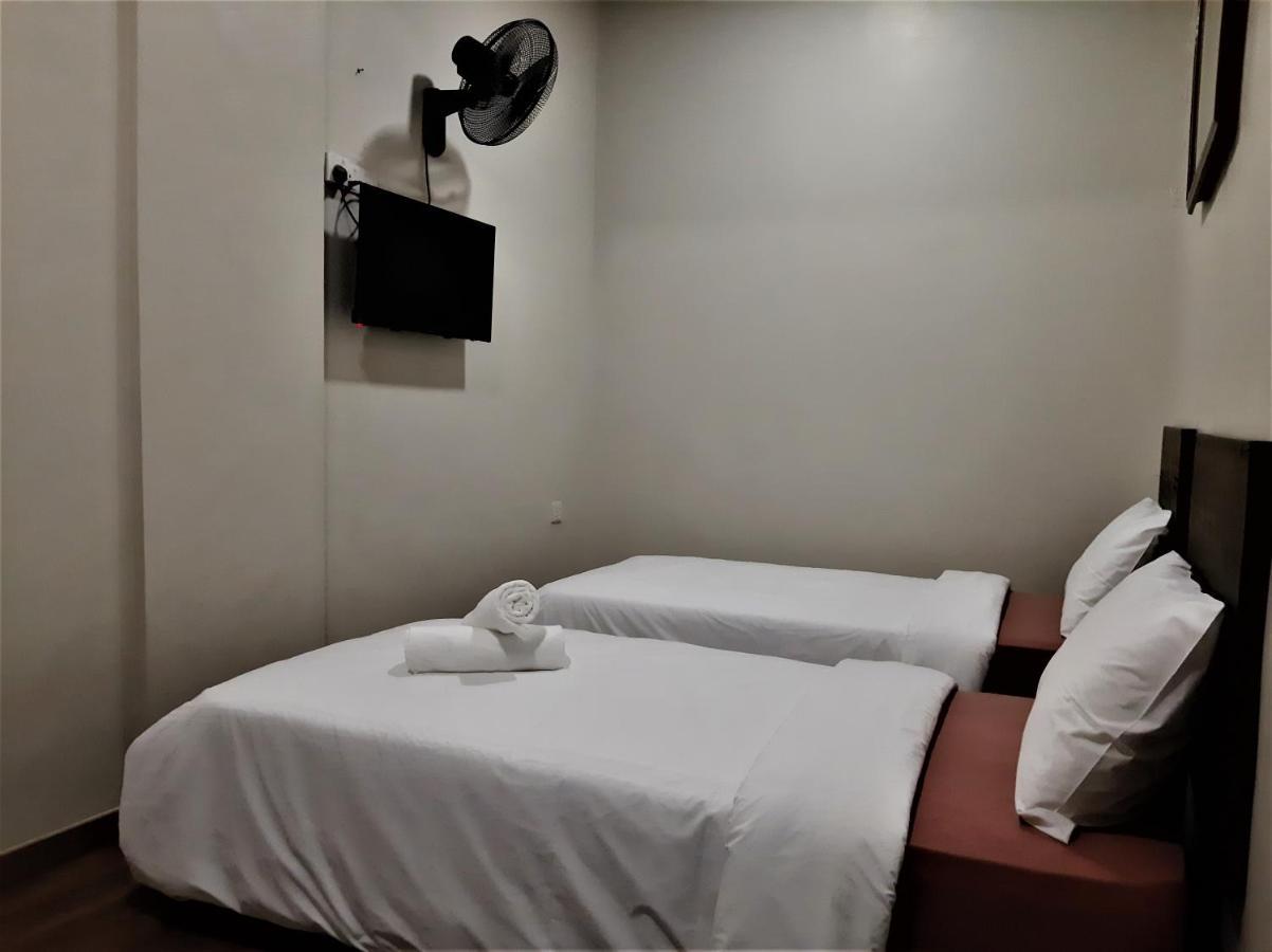Hotel Blue Eyes 3*